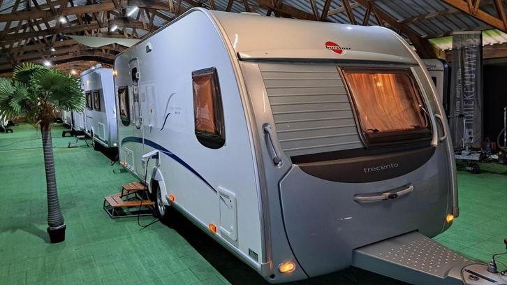 Bürstner Trecento 460 TS Voortent/Inclusief beurt, Caravans en Kamperen, Caravans, Bedrijf, tot en met 4, 1000 - 1250 kg, Rondzit