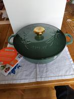 Le Le Creuset Noel Collection Gietijzeren Kerstboom Dutch, Gietijzer, Nieuw, Ophalen of Verzenden, Keramische plaat