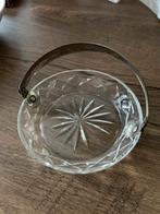 Kristallen Schaaltje met Handvat, Ophalen