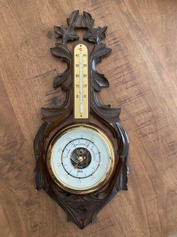 Puntgave Wuba Barometer met Thermometer beschikbaar voor biedingen