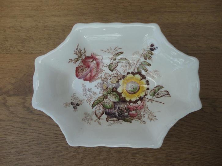 Serveerschaaltje c.q. bakje van Mason's Ironstone Friarswood, Antiek en Kunst, Antiek | Servies los, Ophalen of Verzenden