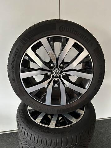 18 inch VW Transporter velgen + Continental All-seasonbanden beschikbaar voor biedingen
