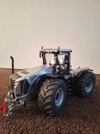 Claas Xerion 5000 Zilver Editie, Hobby en Vrije tijd, Modelauto's | 1:32, Ophalen of Verzenden, Zo goed als nieuw, Tractor of Landbouw