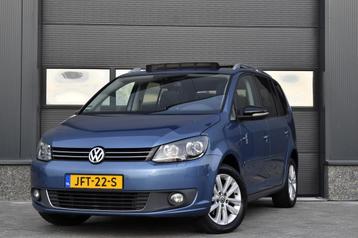 Volkswagen Touran 1.2 TSI Highline BlueMotion 7p. Pano - Tre beschikbaar voor biedingen
