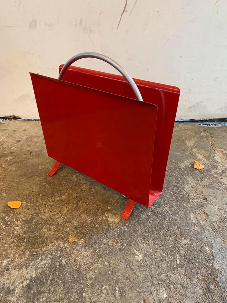 Lectuurbak Rode Gispen lectuurbak nr. 1022, Dutch Originals, Huis en Inrichting, Woonaccessoires | Krantenbakken en Lectuurbakken