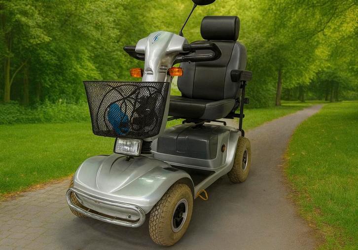 CTM hs-740 Scootmobiel | Gratis Levering | Koopje, Diversen, Brommobielen en Scootmobielen, Zo goed als nieuw, 10 km/u of minder