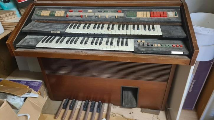 GRATIS :Orgel Solina TL Ritmix 110 - Vintage, Muziek en Instrumenten, Orgels, Gebruikt, Orgel, 2 klavieren, Ophalen