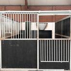 Gezocht complex +- 12 stallen koop / huur
