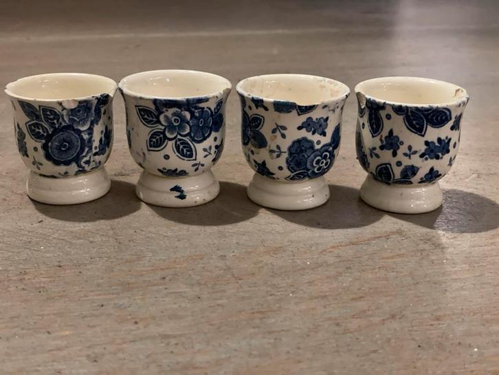 Beatrix Blauw - 4 Eierdopjes, Antiek en Kunst, Antiek | Servies los, Ophalen of Verzenden