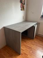 Moderne Bureau met opbergruimte, Huis en Inrichting, Bureaus, Ophalen, Zo goed als nieuw