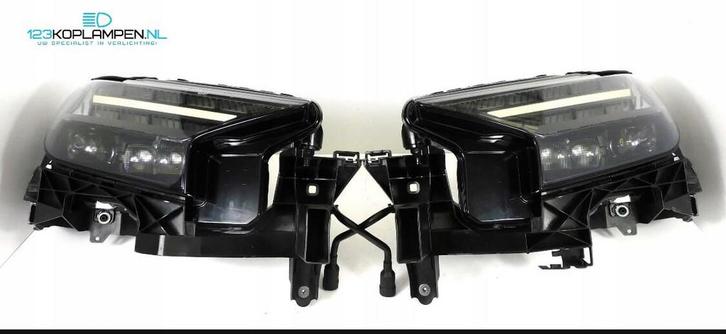 Audi Q4 E Tron Matrix Led koplamp links rechts, Auto-onderdelen, Verlichting, Audi, Gebruikt, Ophalen of Verzenden