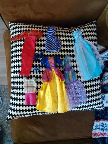 Vintage Retro sindy fleur barbie mattel kleding  beschikbaar voor biedingen