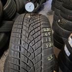 Goodyear 235/45R18 98Y Band - DOT 22, Ophalen, 18 inch, Gebruikt, Winterbanden