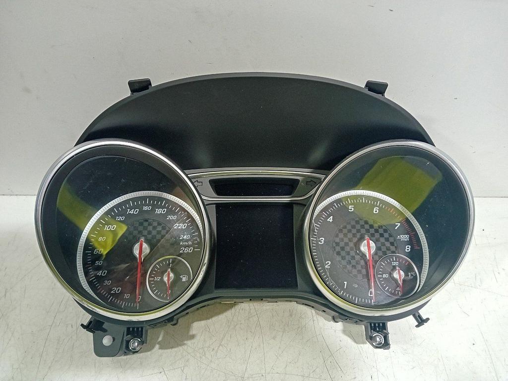 Cockpit Mercedes-Benz A-Klasse, Auto-onderdelen, Onderdelen@venauto.nl, Van der Ven Autorecycling B.V., Gebruikt, Ettenseweg 76, 4706 PB Roosendaal, The Netherlands