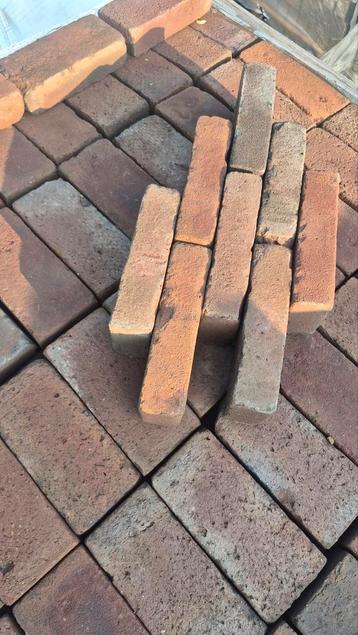 ✅️🧱"WAALTJES ". MOOIE KLINKERS  beschikbaar voor biedingen