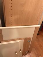 Te koop : een baby ledikant., kast en commode., Ophalen of Verzenden, Gebruikt, Beuken hout.