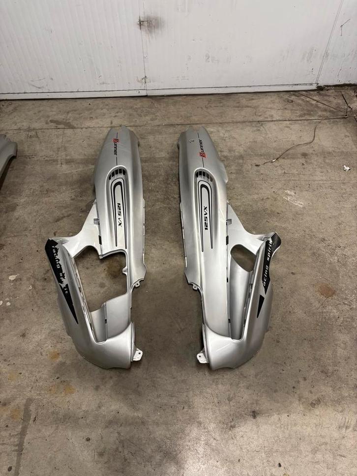 Gilera runner achter kappen topstaat 125cc 180cc, Motoren, Tuning en Styling, Ophalen