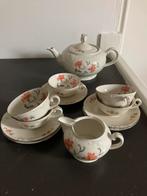 Retro Vintage Antiek theeservies, Ophalen of Verzenden, Zo goed als nieuw, Overige stijlen, Compleet servies