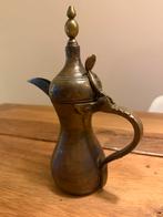 Arabische Dallah traditionele koffiepot, Ophalen of Verzenden, Koper
