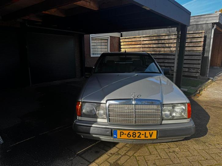 1987 Mercedes W124 300 CE, Auto's, Oldtimers, Particulier, ABS, Airconditioning, Centrale vergrendeling, Climate control, Elektrische buitenspiegels