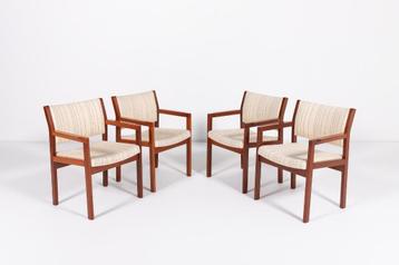 Set van 4 Vintage Deens design stoelen beschikbaar voor biedingen