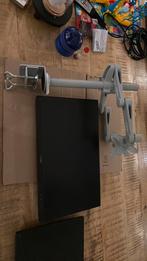 2 schermen philips 243s7e plus arm, Full HD, Zo goed als nieuw, VGA, 23,8