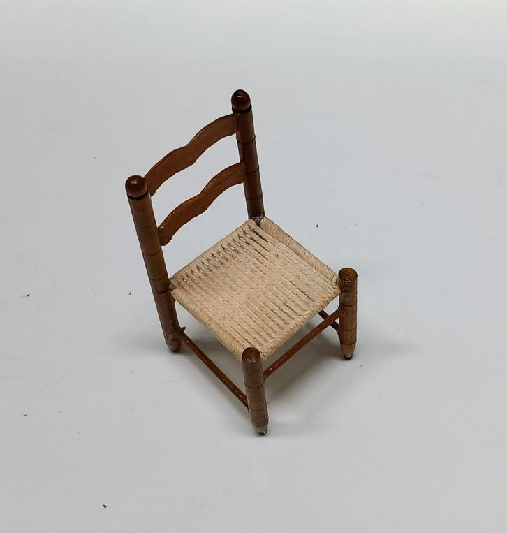 Poppenhuis stoeltje, Kijk,Kies en Koop!, Verzamelen, Poppenhuizen en Toebehoren, Gebruikt, Gebruiksvoorwerp, Ophalen of Verzenden