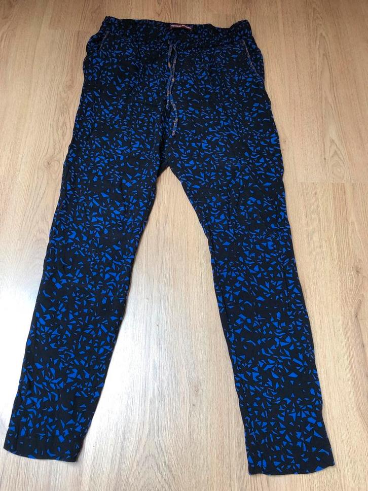 Comptoir des cotonniers blauw zwarte soepelvallende broek m, Kleding | Dames, Broeken en Pantalons, Zo goed als nieuw, Maat 38/40 (M)