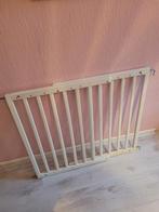 Verstelbaar wit houten traphekje, Ophalen of Verzenden, Zo goed als nieuw, Klemhekje, Hout