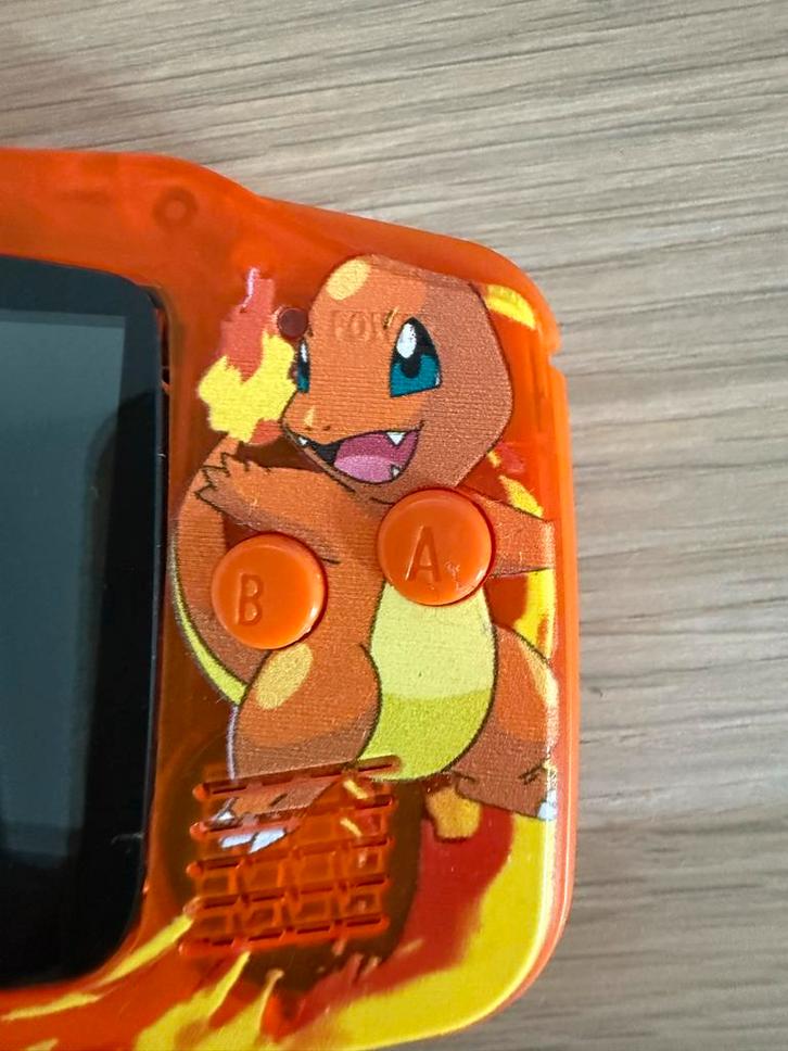 Custom Gameboy Advance - Charmander Editie, Spelcomputers en Games, Spelcomputers | Nintendo Game Boy, Zo goed als nieuw, Game Boy Advance