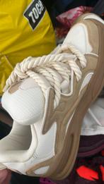 Hippe Zara sneakers, Ophalen of Verzenden, Nieuw, Overige typen, Overige merken