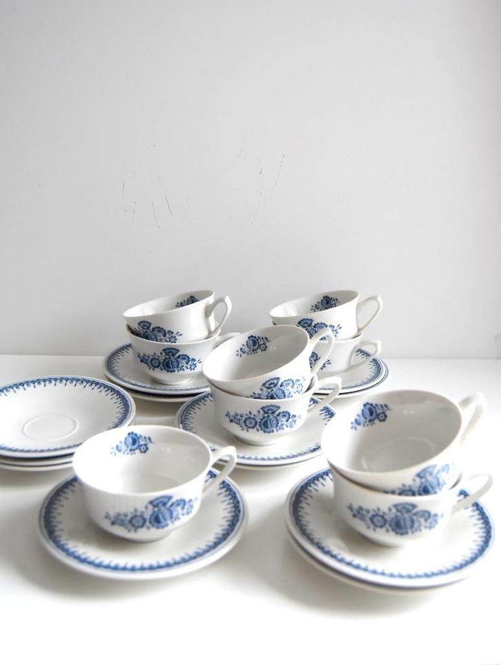 9 kop en schotels Royal sphinx, Petrus Regout, als nieuw, Antiek en Kunst, Antiek | Servies los, Ophalen of Verzenden