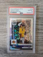 2022-23 Optic Premium Set Lebron James 243/249 =6 PSA 10, Ophalen of Verzenden, Nieuw, Plaatje