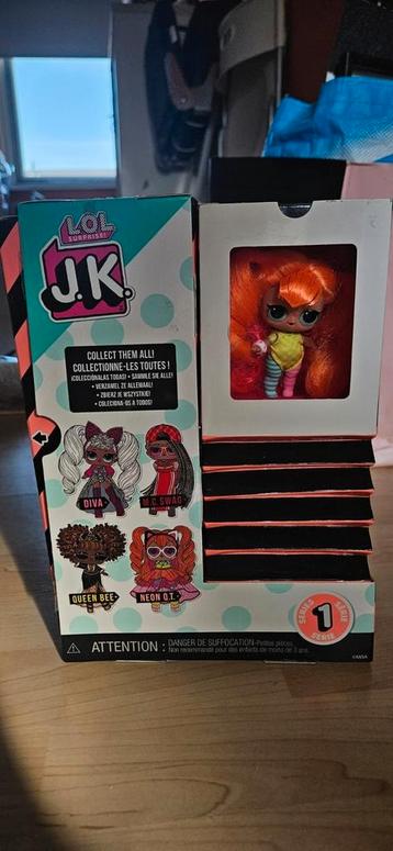 Lol surprise JK Neon QT + kat beschikbaar voor biedingen