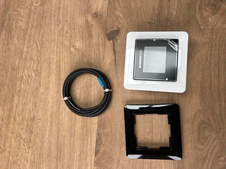 Magnum mrc wifi Thermostaat - Nieuwstaat, Doe-het-zelf en Verbouw, Thermostaten, Nieuw, Slimme thermostaat, Ophalen