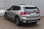 BMW iX1 eDrive20 High Executive xLine / Panoramadak / Trekha, Auto's, BMW, 750 kg, Met garantie (alle), 24 min, Leder