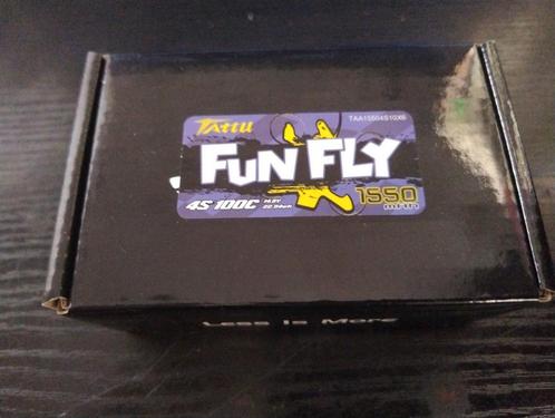 Tattu funfly 1550mAh 14.8V 100C 4S LiPo Accu, Hobby en Vrije tijd, Modelbouw | Overige, Nieuw, Groter dan 1:32, Ophalen of Verzenden