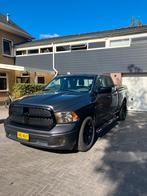Dodge 2015 Grijs, Automaat, 8 cilinders, 5654 cc, Bedrijf