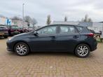 Toyota Auris 1.8 Hybrid Aspiration, Auto's, 65 €/maand, Gebruikt, 4 cilinders, Origineel Nederlands