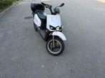 Elektrische scooter 25kmh, Ophalen, Zo goed als nieuw, Elektrisch