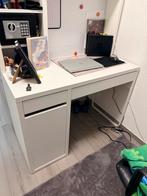 Micke bureau zo goed als nieuw wit kinderkamer laptop, Ophalen, Zo goed als nieuw