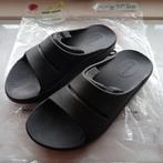 Oofos dames/ heren slippers mt 38, Kleding | Dames, Schoenen, Slippers, Zwart, Oofos, Ophalen of Verzenden