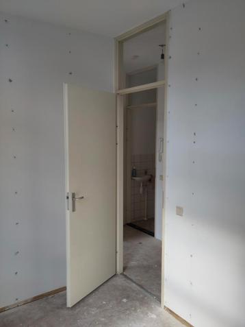 Gratis - 3 witte binnendeuren opdek beschikbaar voor biedingen