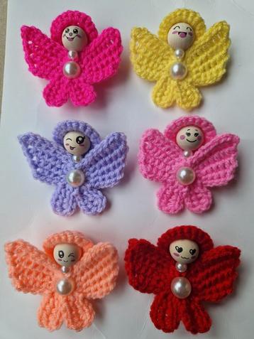 Broche Worry worms gelukspoppetjes vlinders  beschikbaar voor biedingen