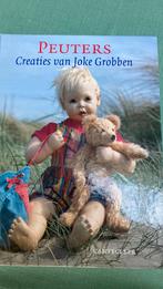 Boek Joke Grobben Peuter poppen, Verzamelen, Poppen, Ophalen of Verzenden, Zo goed als nieuw, Pop