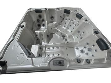 Balboa Jacuzzi voor het hele gezin incl garantie beschikbaar voor biedingen