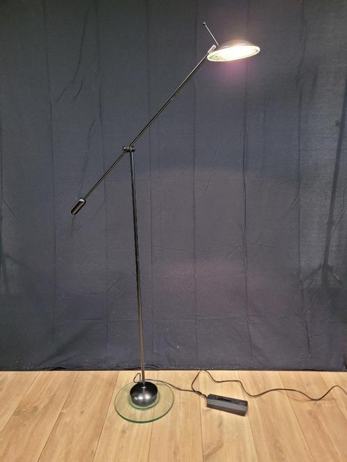 Herda Postmoderne halogeen design vloerlamp, Huis en Inrichting, Lampen | Vloerlampen, Zo goed als nieuw, 150 tot 200 cm, Glas