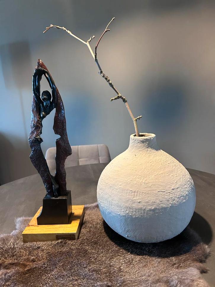 José Luis Casasola  kunst Bronzen Beeld, Antiek en Kunst, Antiek | Woonaccessoires, Ophalen