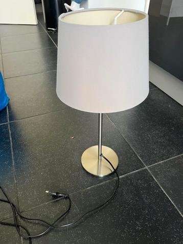 Ikea lamp for bedside table beschikbaar voor biedingen