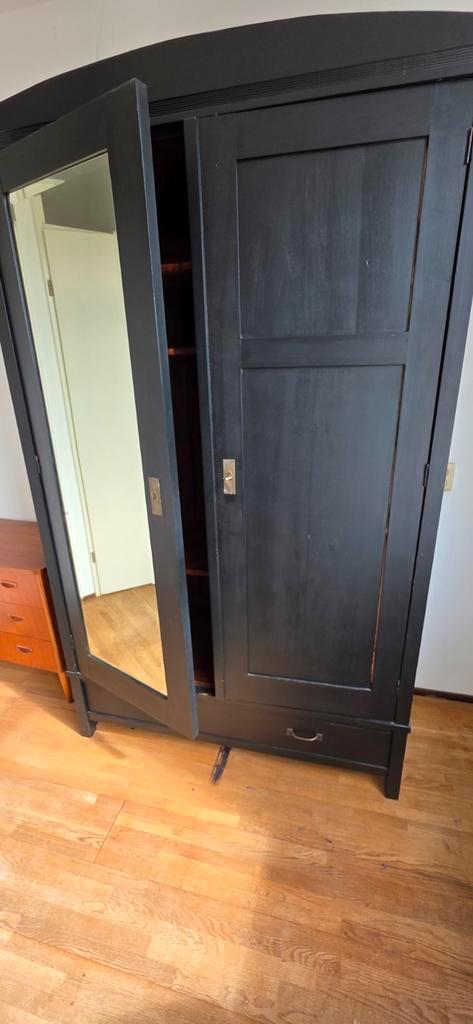 Zwarte kledingkast met spiegeldeur, Huis en Inrichting, Kasten | Kledingkasten, Gebruikt, 200 cm of meer, 100 tot 150 cm, 50 tot 75 cm